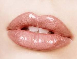5 Musuh Bibir Sehat