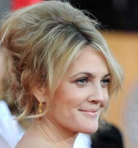 Drew Barrymore Cicipi Phone Sex