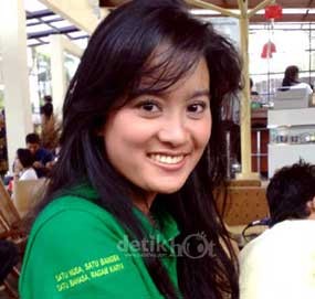Marcella Promosikan Pulau Komodo Agar Masuk 7 Keajaiban Dunia