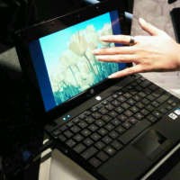  HP Tanamkan Teknologi Layar Sentuh di Netbook