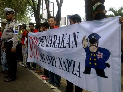 Aktivis Narkoba Demo Polda Jatim