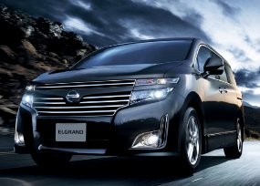 Nissan Elgrand Siap Tarung dengan Toyota Alphard