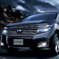 Nissan Elgrand Siap Tarung dengan Toyota Alphard