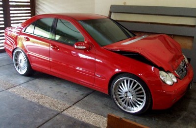 Mobil Shireen Sungkar Ringsek