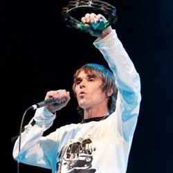 Konser di Jakarta, Ian Brown Ajak Fans Jogging Bareng