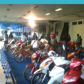 Bikers Adu Keahlian di U Mild U Bikers Festrack