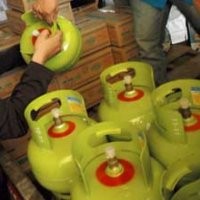 Pengoplos Gas di Bantar Gebang Beromzet Rp 2,7 Miliar