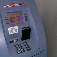  Bobol Internet Banking, Dua Sarjana Diringkus