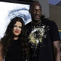 Khloe Kardashian Hadiahi Suami Rolls-Royce Phantom