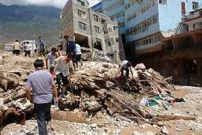Korban Tewas Akibat Longsor di China Mencapai 702 Orang