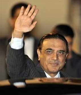 Telat Pulang, Presiden Zardari Dicaci Maki