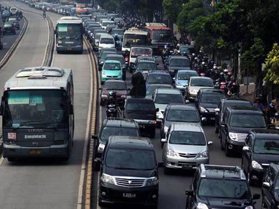 Siapa Biang Kerok Macet?