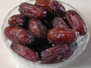 Kurma Takjil Sehat Saat Puasa