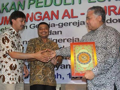 Gereja Indonesia Sumbang Alquran
