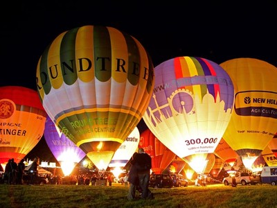 Festival Balon Udara Terbesar