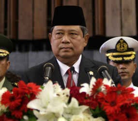 Gaji PNS Terendah Minimal Rp 2 Juta Mulai 2011