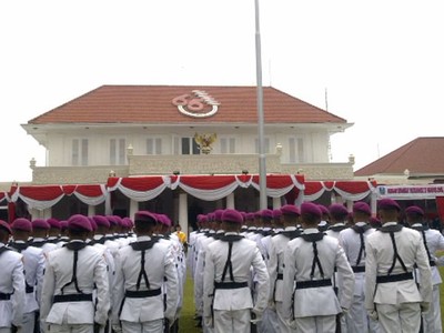 Upacara HUT RI di Gedung Grahadi