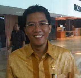 Anak Sopir Mobil Tahanan Sakit, Sidang Misbakhun Ditunda
