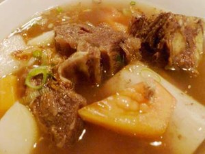 Kemepul Anget Sop Iga Plus Tempe Penyet