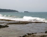 Pantai Karang Songsong 