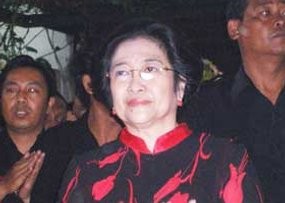 Marzuki Alie & Irman Gusman Hadiri Buka Puasa di Rumah Mega