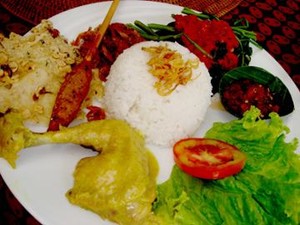 Nasi Ayam Betutu Top Markotop!