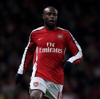 Dapatkan Gallas, Spurs Kejar Pienaar 