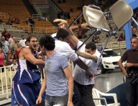 Lempar Lawan Pakai Kursi, Krstic Dilepas Polisi