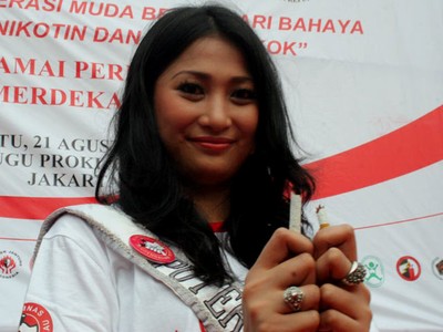 Zukhriatul Hafizah Kampanye Anti Asap Rokok