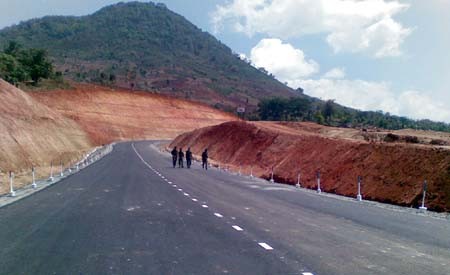 Waspada, Jalur Lingkar Nagreg Minim Lampu dan Rambu