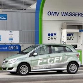 China Pemesan Mobil Listrik Terbesar dari Mercedes-Benz