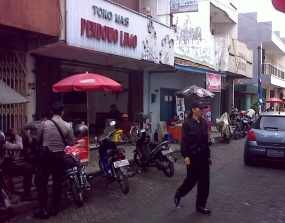  Perampokan Marak, Pusat Toko Emas di Semarang Dijaga Polisi