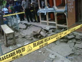 Pasca Ledakan, Petugas Taman SPBU di Cikini Raya Trauma