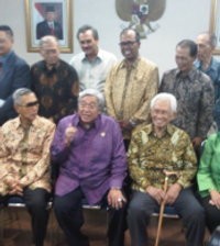 Try Sutrisno Cs Inginkan Amandemen UUD 45 untuk Kembalikan GBHN 
