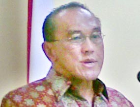 Ical Tak Tergiur Pencapresan Hatta Rajasa