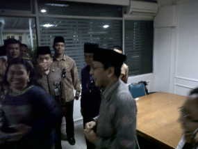 Usai Buka Puasa Bersama, Boediono Lakukan Sidak