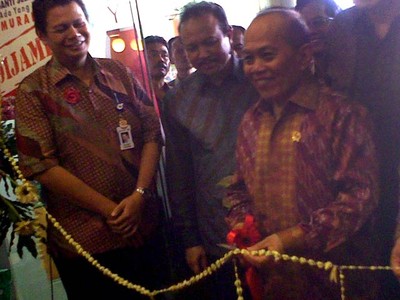 Menkop Buka Pojok Rakyat