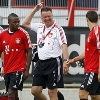 Bayern Optimistis Lolos