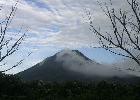 Tidur Panjang Sejak Abad 17, Meletusnya Gunung Sinabung Catat Sejarah