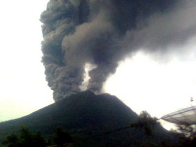 Gunung Sinabung Meletus Lagi