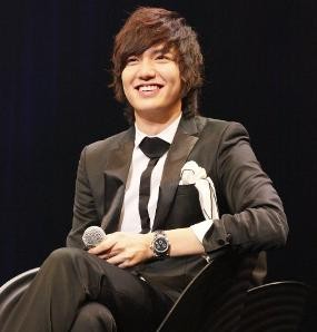 Lee Min Ho, Aktor Korea Pertama Dengan 1 Juta Fans di Facebook