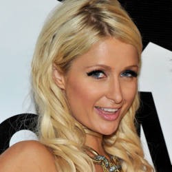 Didakwa Membawa Kokain, Paris Hilton Bisa Dipenjara 4 Tahun