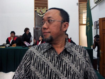Alif Kuncoro Dituntut 2,5 Tahun Penjara