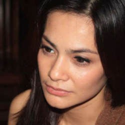 Jelang Lebaran, Cut Tari Silaturahmi ke Ariel?