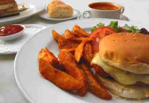 Mengakali Makanan Jahat Jadi Sehat