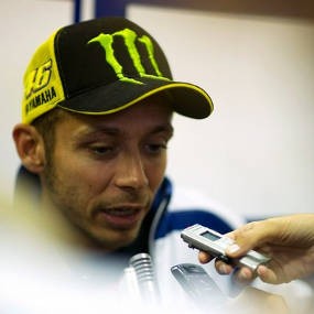 Rossi Butuh Waktu Untuk Tampil Maksimal 