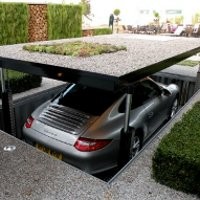 Garasi Mobil Tersembunyi Bawah Tanah
