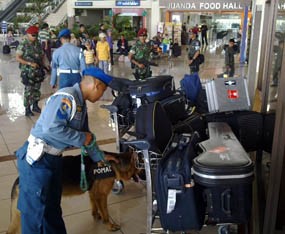 Pengamanan Bandara Juanda Diperketat