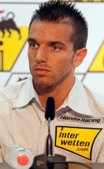 Balapan Kandang yang Mengerikan Buat De Angelis 