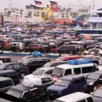 Pelabuhan Merak Antre Hingga 4 Jam 